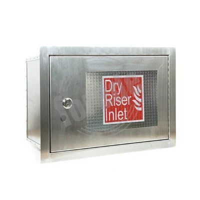 Kabinet Kemasukan Dry Riser
